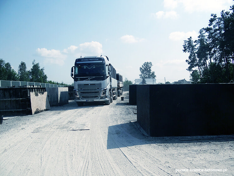 Transport szamb betonowych  w Świebodzinie